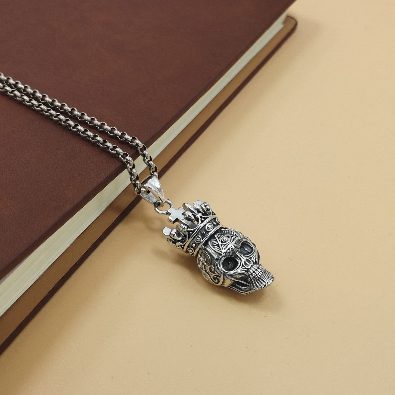 Crown Skull Pendant Cold Style