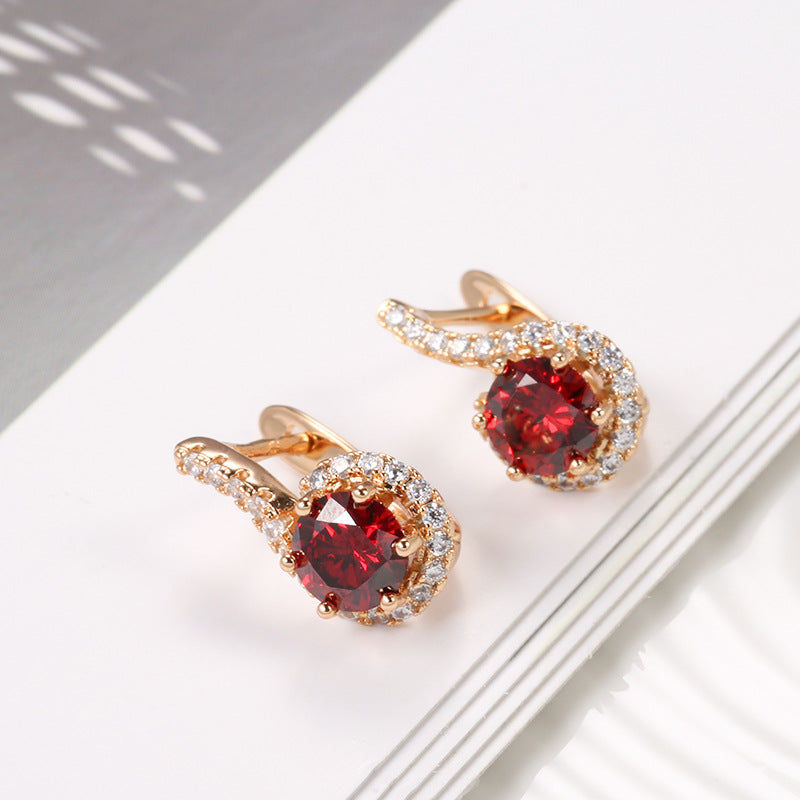 Elegant Six-claw Pigeon Zircon Earrings