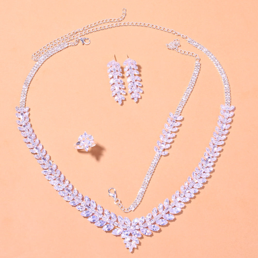 High-end Simple Necklace Suit